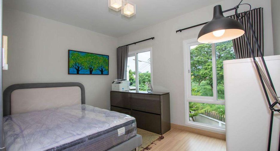 For rent 3 bedrooms house in Mueang Chiang Mai, Chiang Mai