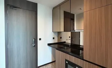 À louer 1 chambre condo à Watthana, Bangkok