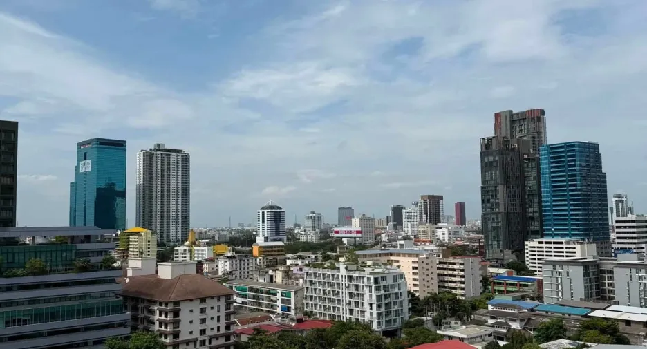 À louer 1 chambre condo à Watthana, Bangkok