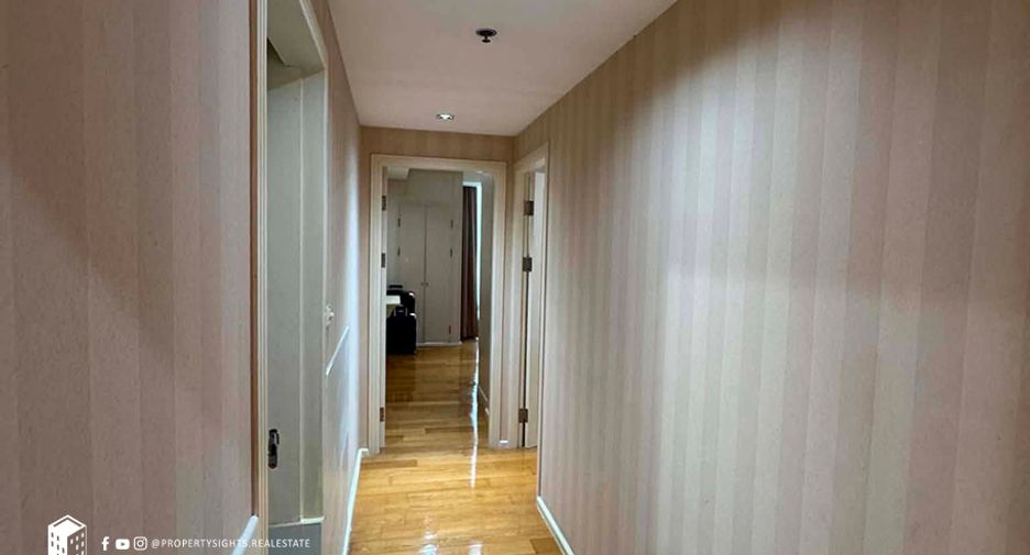 For sale 2 ベッドルーム condo in Watthana, Bangkok