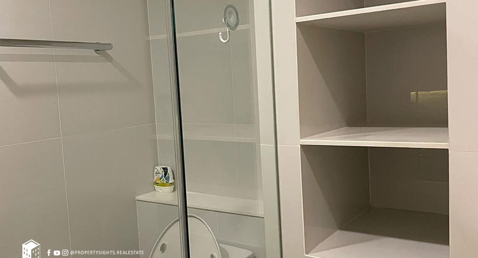 For rent 1 bed condo in Phra Khanong, Bangkok