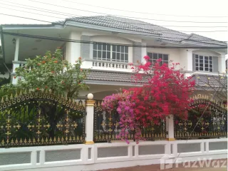 Haus zum Kauf mit 4 Zimmer in Sai Mai, Bangkok