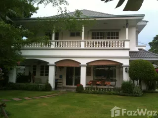 Haus zum Kauf mit 4 Zimmer in Sai Mai, Bangkok