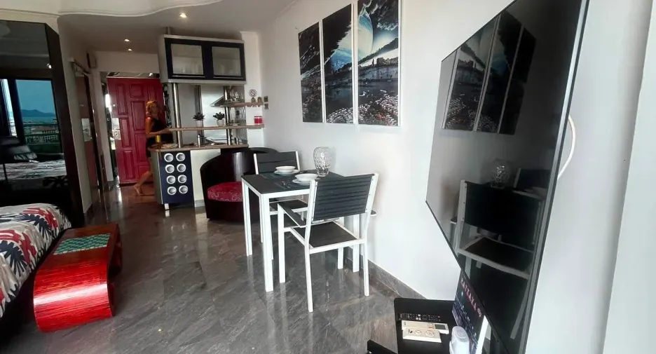 For rent studio condo in Jomtien, Pattaya