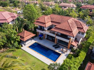 For sale and for rent 4 bedrooms villa in Thalang, Phuket