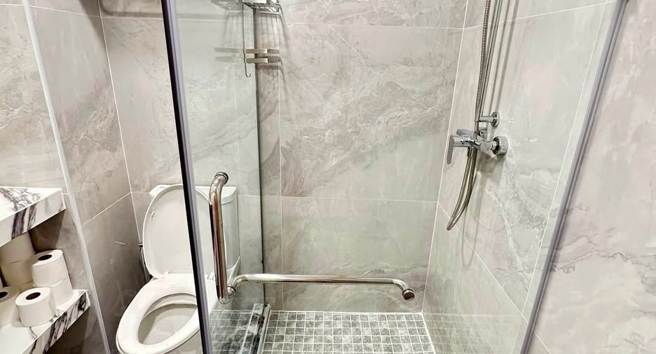 For rent studio condo in Bang Lamung, Chonburi