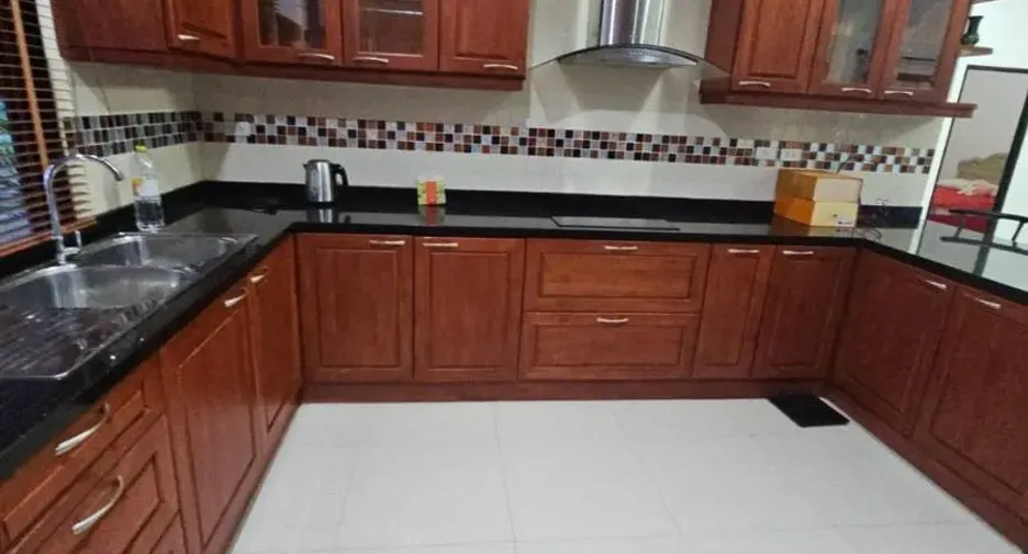 For rent 3 bedrooms house in Huay Yai, Pattaya