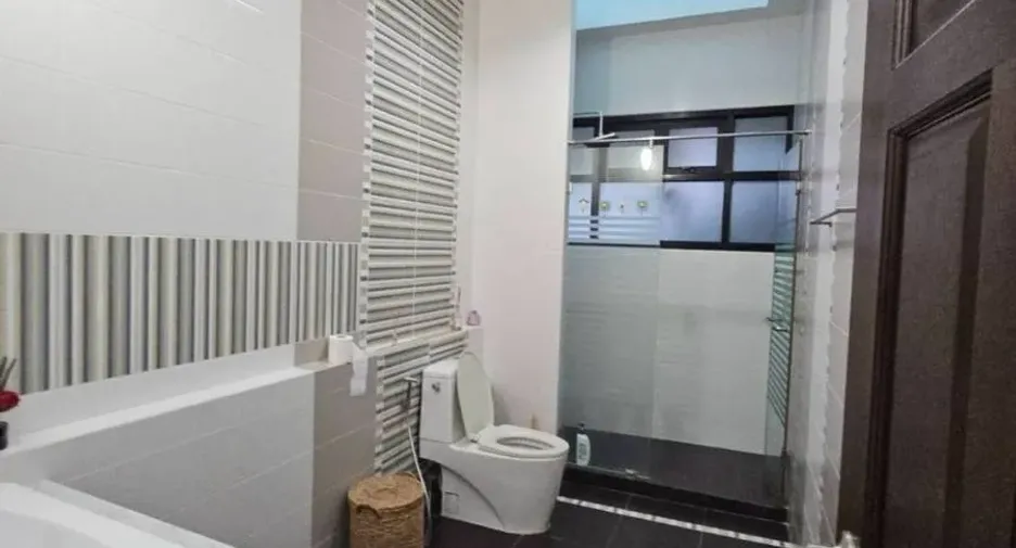 For rent 3 bedrooms house in Huay Yai, Pattaya