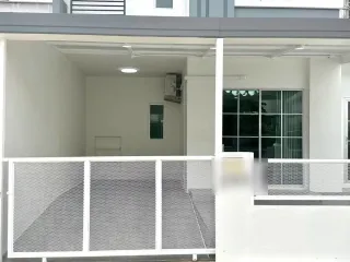 For sale 3 bedrooms townhouse in Bang Lamung, Chonburi