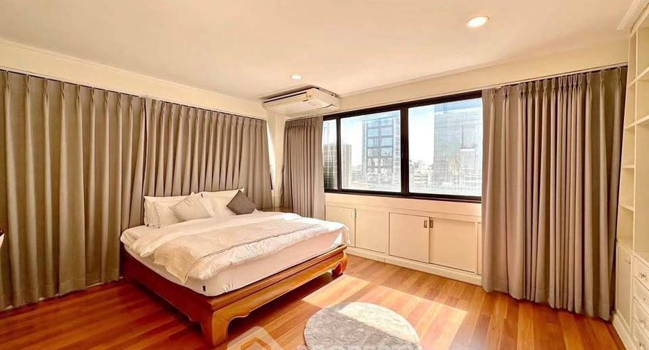 For sale 3 ベッドルーム condo in Pathum Wan, Bangkok