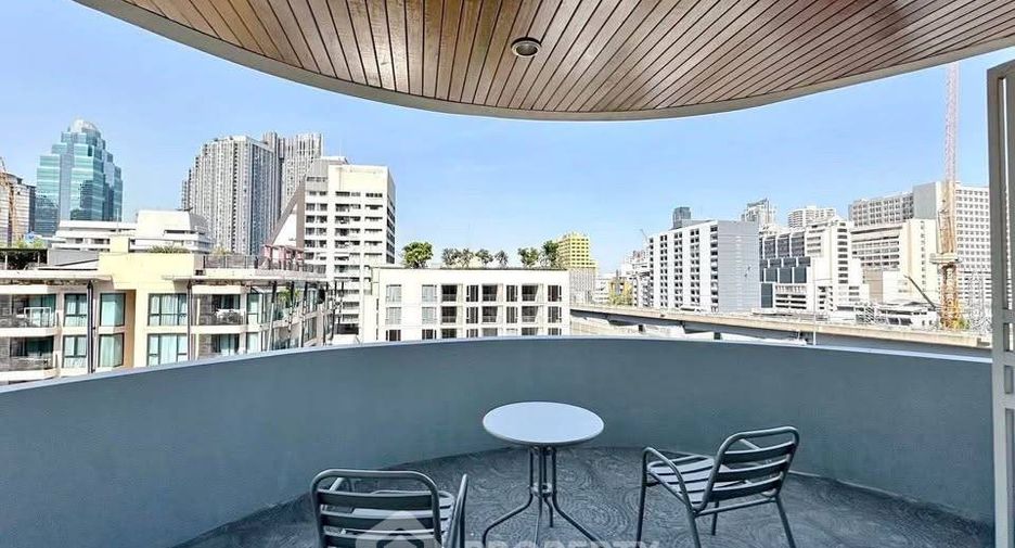 For sale 3 ベッドルーム condo in Pathum Wan, Bangkok
