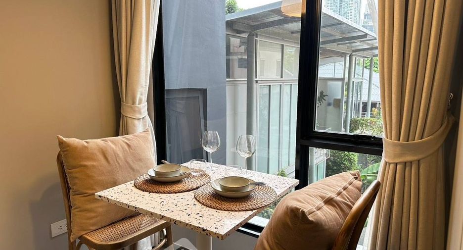 For rent 1 bed condo in Khlong Toei, Bangkok
