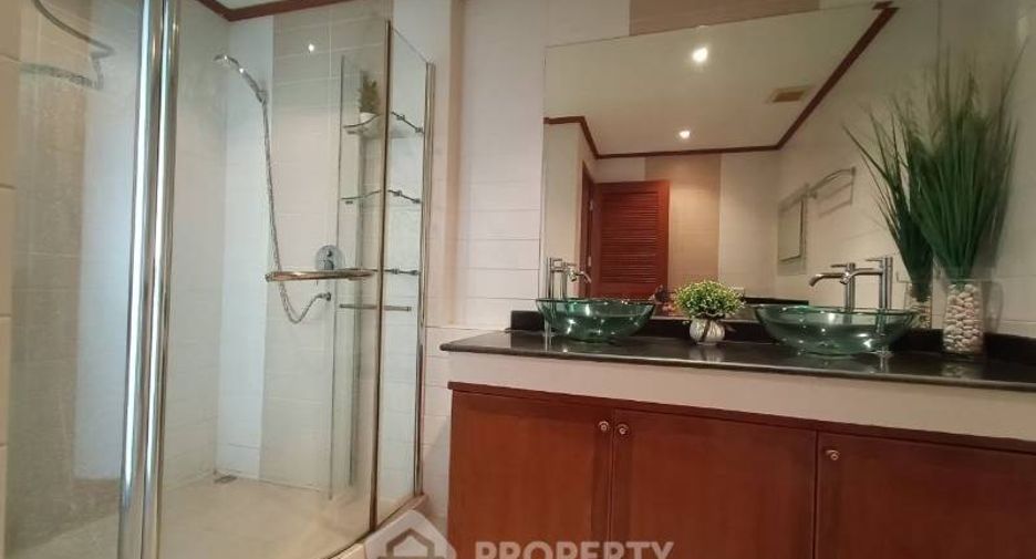 À louer 1 chambre condo à Watthana, Bangkok