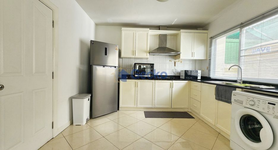 For sale 3 bedrooms house in Bang Lamung, Chonburi