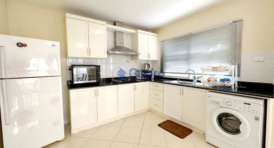 For sale 3 bedrooms house in Bang Lamung, Chonburi