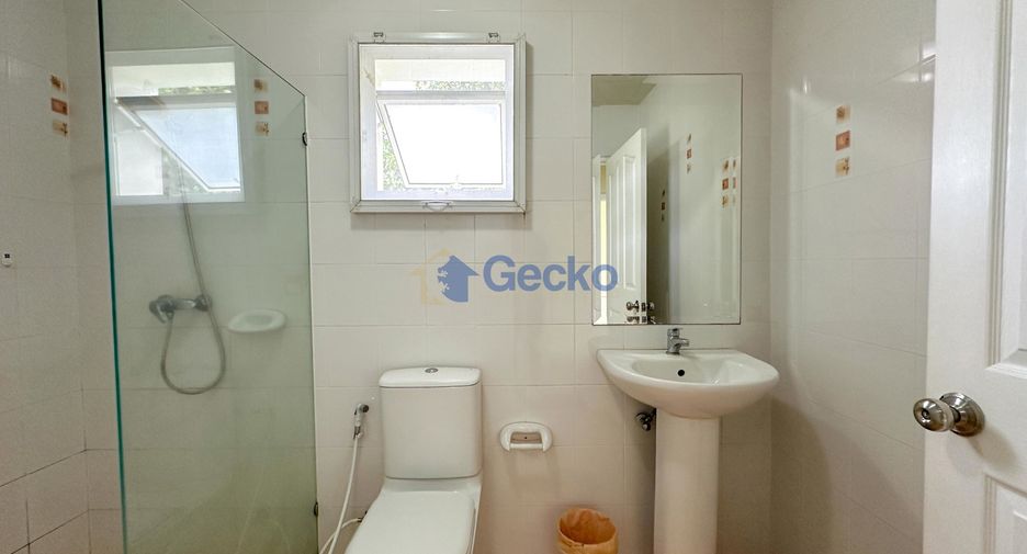For sale 3 bedrooms house in Bang Lamung, Chonburi