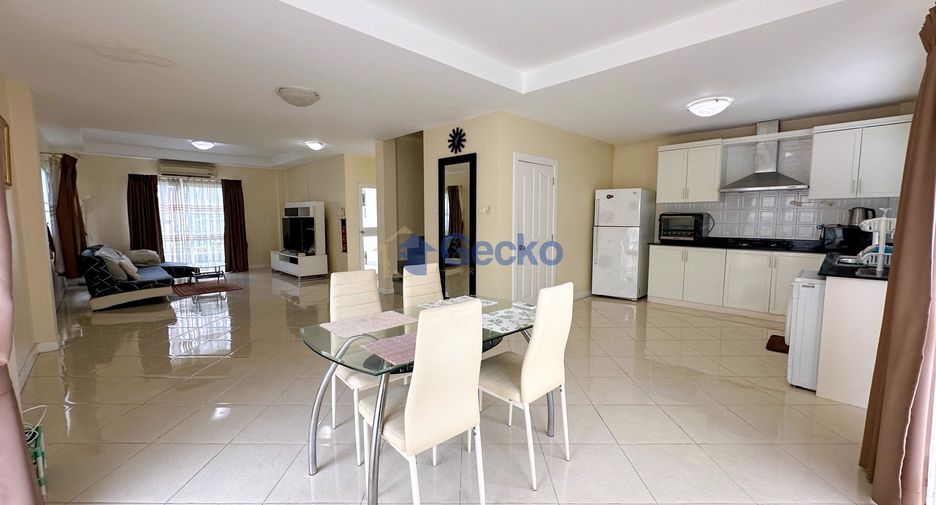 For rent and for sale 3 bedrooms house in Bang Lamung, Chonburi