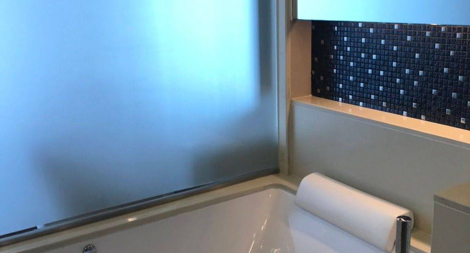 For rent 1 bed condo 
