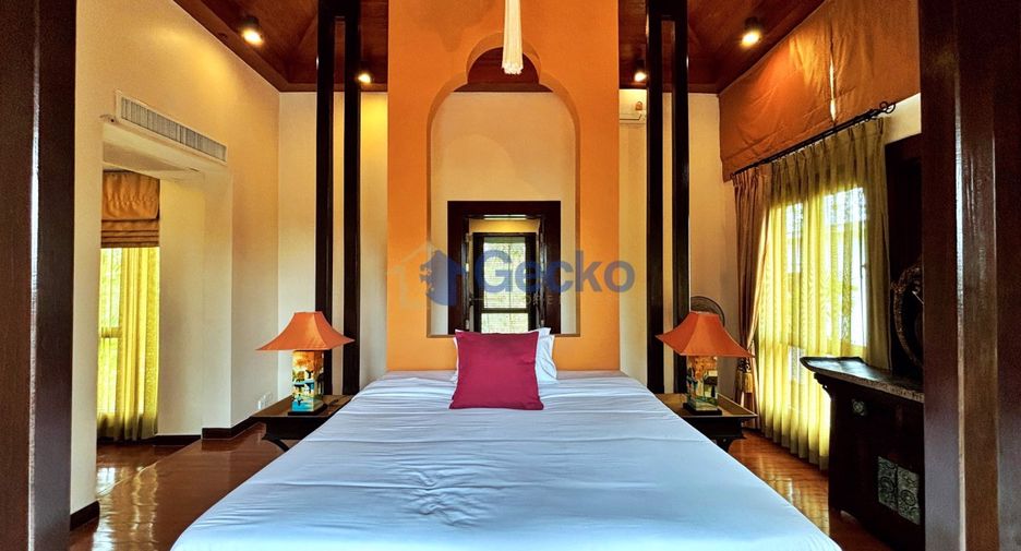 Haus zur Miete mit 5 Zimmer in Bang Lamung, Chonburi
