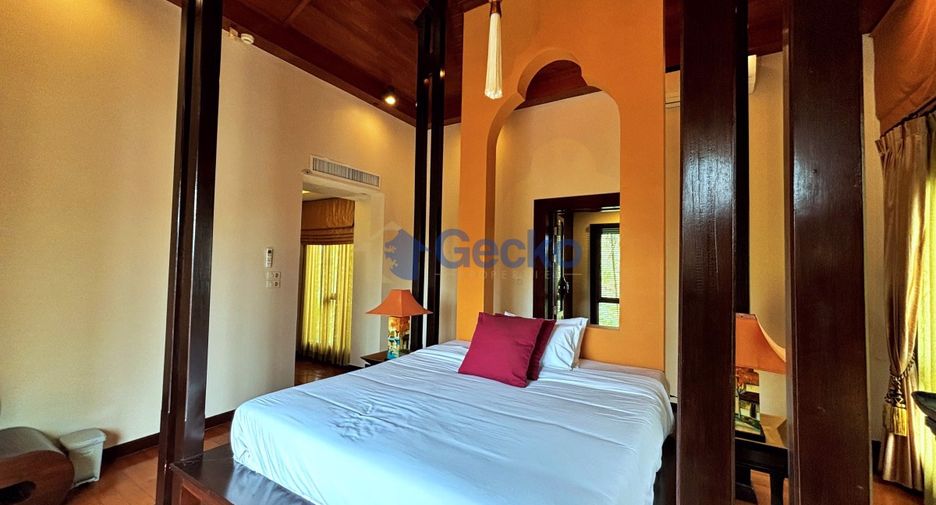 Haus zur Miete mit 5 Zimmer in Bang Lamung, Chonburi