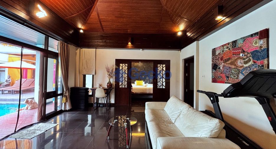 Haus zur Miete mit 5 Zimmer in Bang Lamung, Chonburi