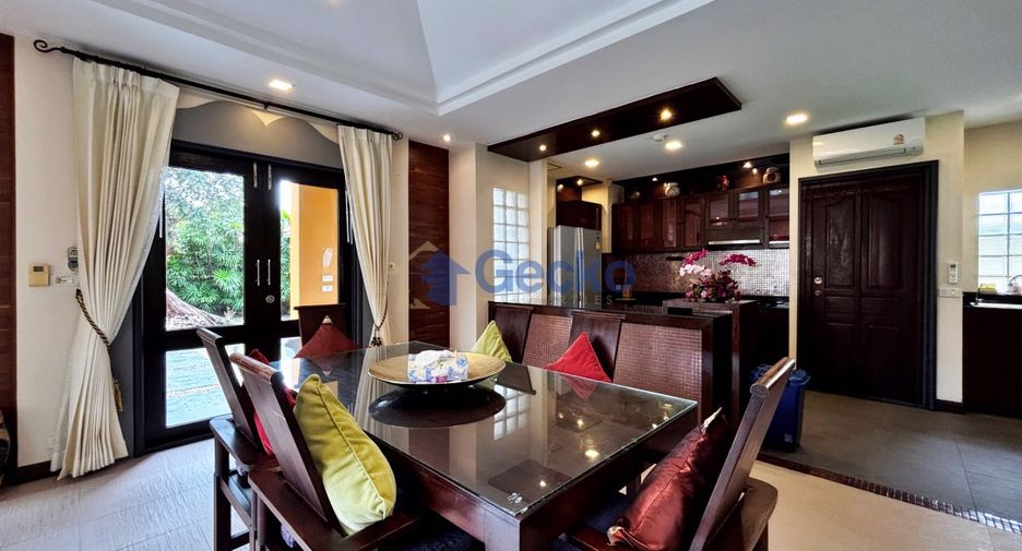 Haus zur Miete mit 5 Zimmer in Bang Lamung, Chonburi