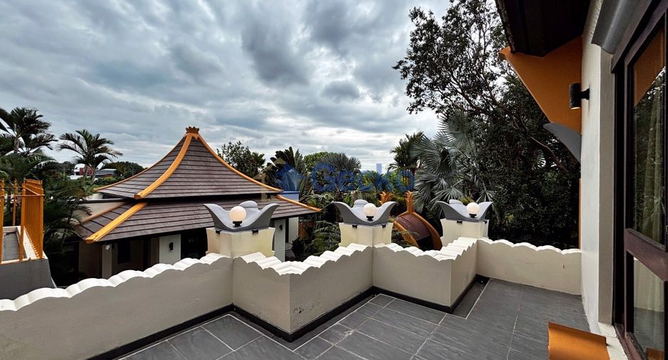 Haus zur Miete mit 5 Zimmer in Bang Lamung, Chonburi