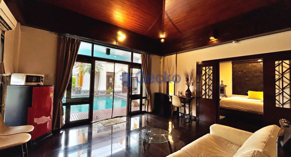 Haus zur Miete mit 5 Zimmer in Bang Lamung, Chonburi