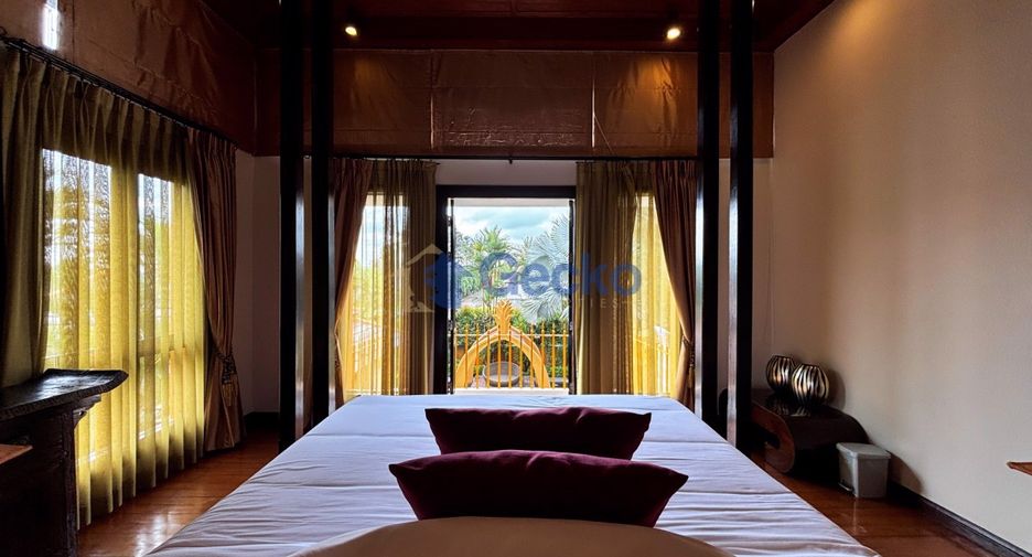 Haus zur Miete mit 5 Zimmer in Bang Lamung, Chonburi