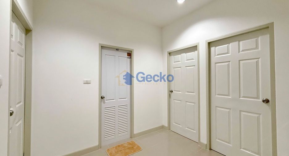Haus zur Miete mit 3 Zimmer in Bang Lamung, Chonburi