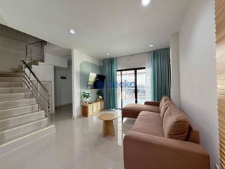 Haus zur Miete mit 3 Zimmer in Bang Lamung, Chonburi