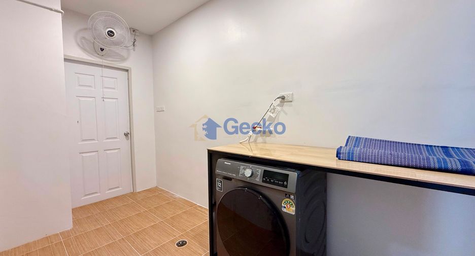Haus zur Miete mit 3 Zimmer in Bang Lamung, Chonburi