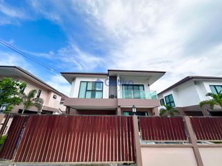 For rent 4 bedrooms house in Bang Lamung, Chonburi