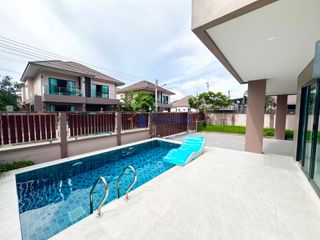 For rent 4 bedrooms house in Bang Lamung, Chonburi