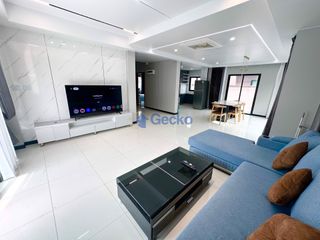 For rent 4 bedrooms house in Bang Lamung, Chonburi