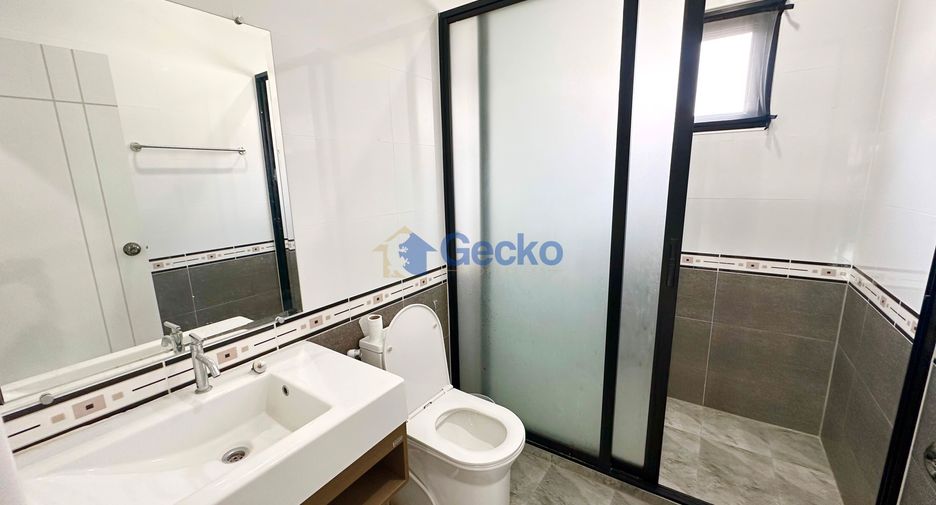 For rent 4 bedrooms house in Bang Lamung, Chonburi
