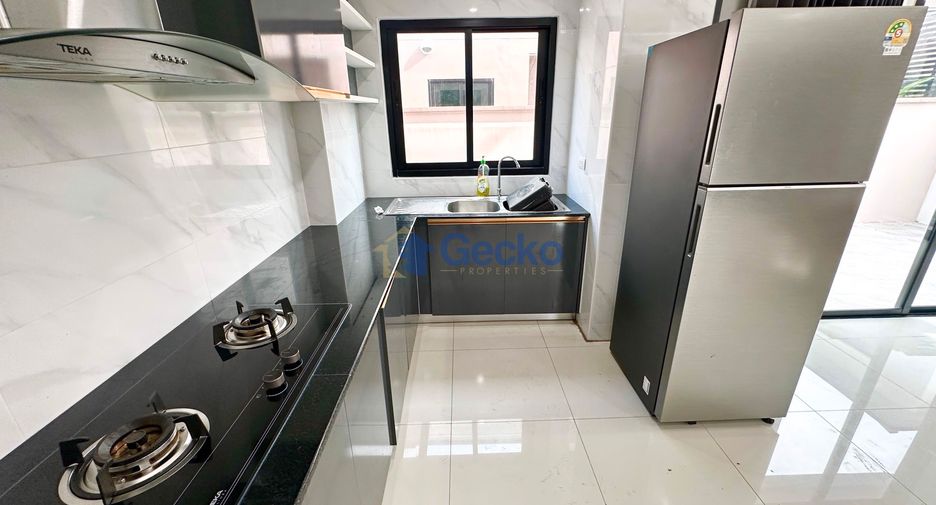 For rent 4 bedrooms house in Bang Lamung, Chonburi
