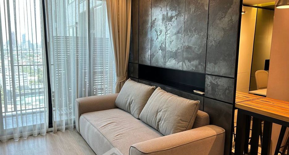 Condo en alquiler de 1 habitaciones en Huai Khwang, Bangkok