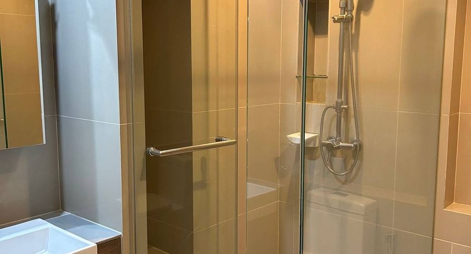 Condo en alquiler de 1 habitaciones en Huai Khwang, Bangkok