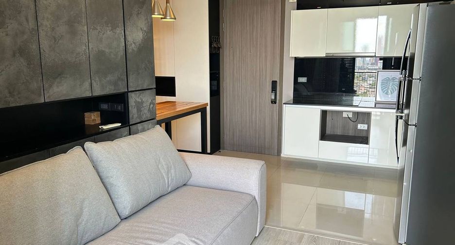 Condo en alquiler de 1 habitaciones en Huai Khwang, Bangkok