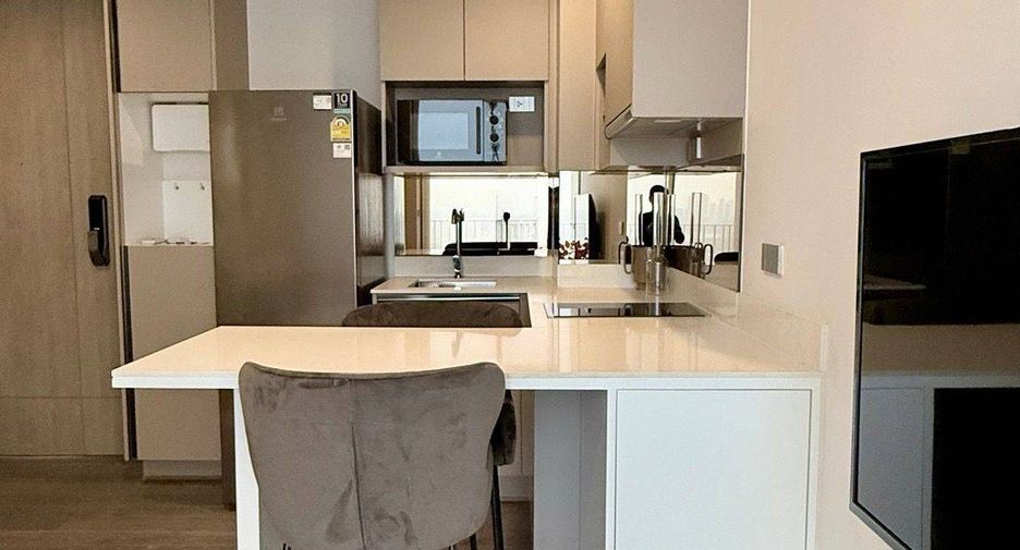 For rent 1 bed condo 