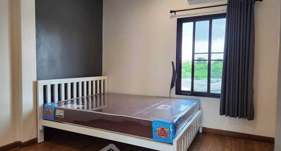 Reihenhaus zur Miete mit 3 Zimmer in Suan Luang, Bangkok