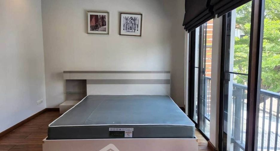 Reihenhaus zur Miete mit 3 Zimmer in Suan Luang, Bangkok