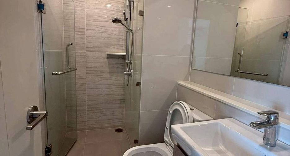 For rent 2 bedrooms condo 