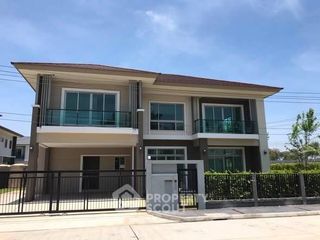 For rent 4 bedrooms house in Saphan Sung, Bangkok