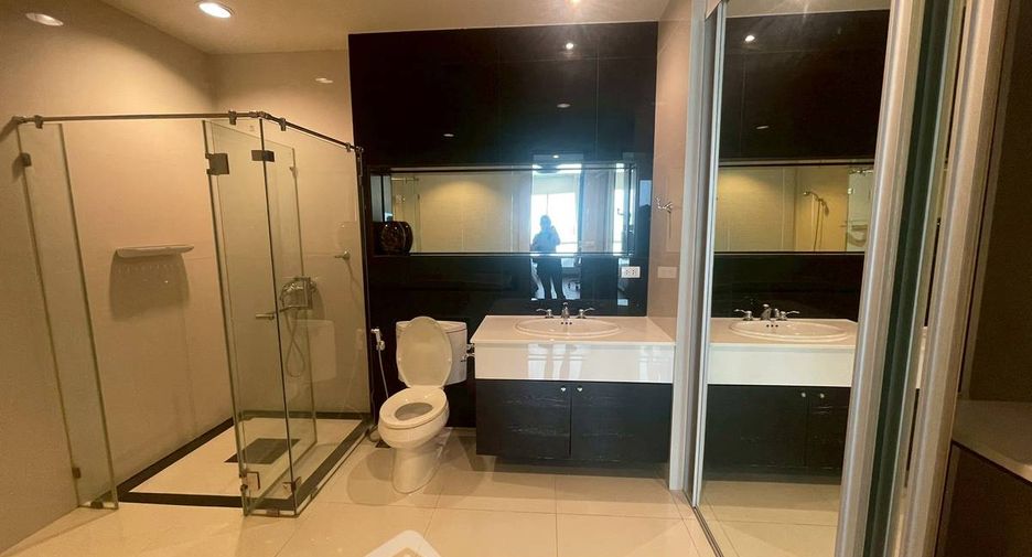 Wohnung zur Miete mit 1 Zimmer in Pathum Wan, Bangkok