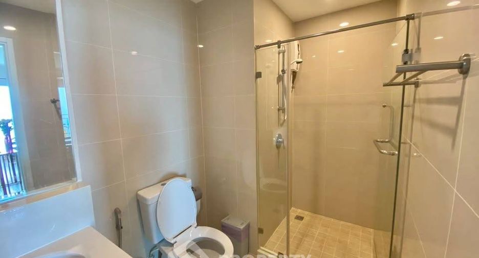 Condo en alquiler de 2 habitaciones en Si Racha, Chonburi