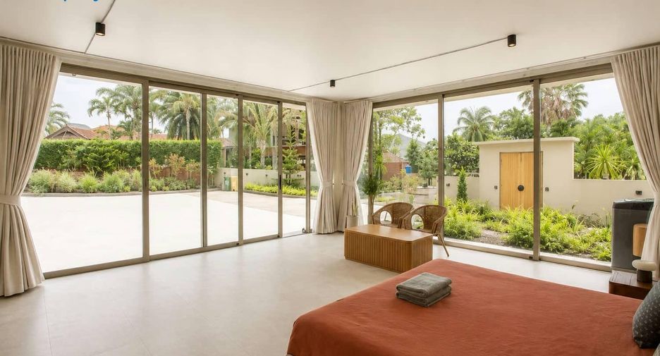 For sale 6 bedrooms villa in Cha Am, Phetchaburi