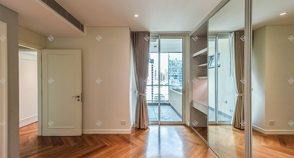 Wohnung zur Miete mit 3 Zimmer in Pathum Wan, Bangkok