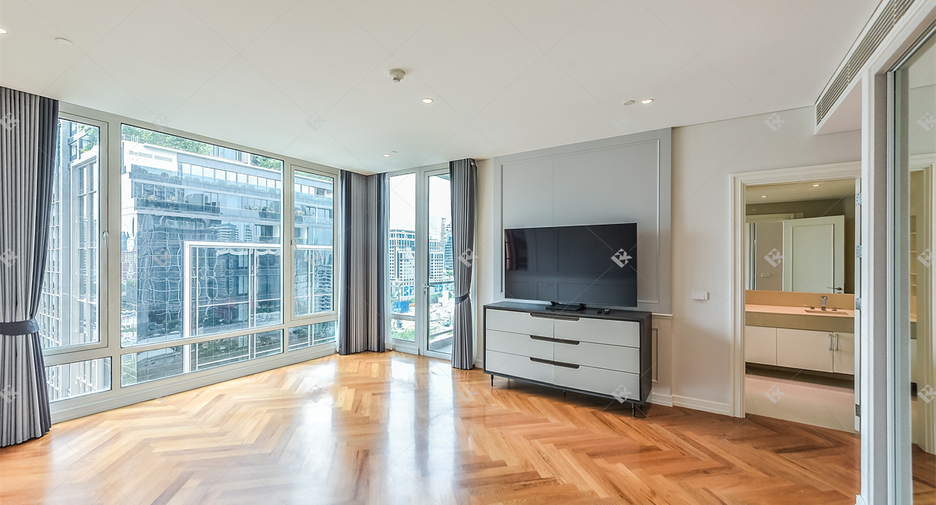 Wohnung zur Miete mit 3 Zimmer in Pathum Wan, Bangkok